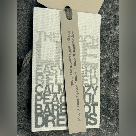 NWT Barefoot Dreams CozyChic Lite Confetti Beanie in Smokey Green-Fog Gray, OS - Picture 6 of 7